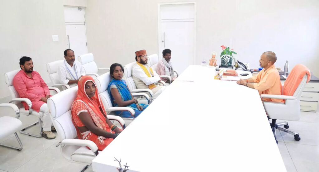 Chief Minister Yogi Adityanath met the family of the Amethi massacre victims at his official residence.