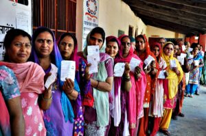 Voting during 8th phase of Parliamentary election...epa04194527