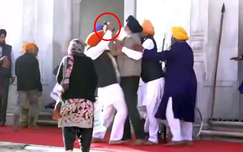 Assassination attempt on Sukhbir Badal while he performs penance at Golden Temple